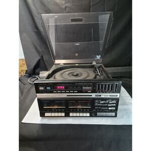 Fisher MC-723 BK AM/FM Stereo Turntable Dual Cassette Record Player Works Perfec